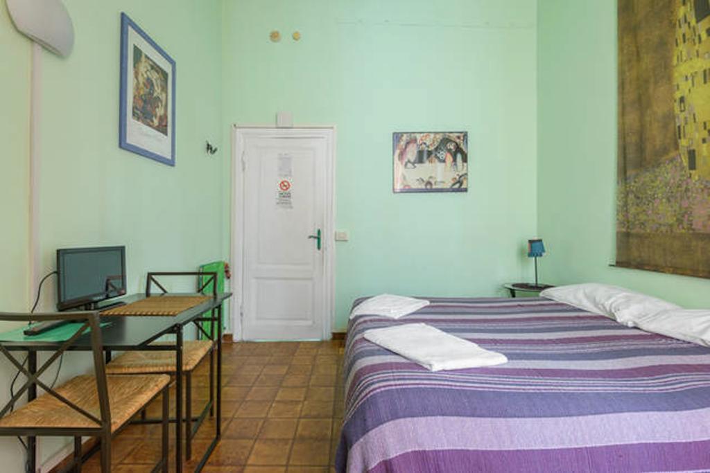 Sixbeds Hotell Roma Eksteriør bilde